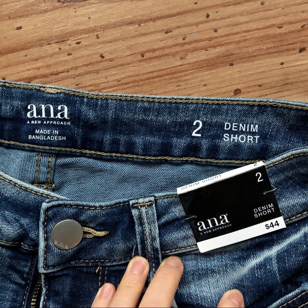 NEW ANA Denim Jean Shorts Blue Size 2 Women’s - Picture 4 of 15